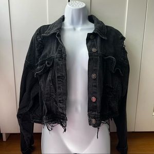 FOREVER 21: Black Cropped Jean Jacket